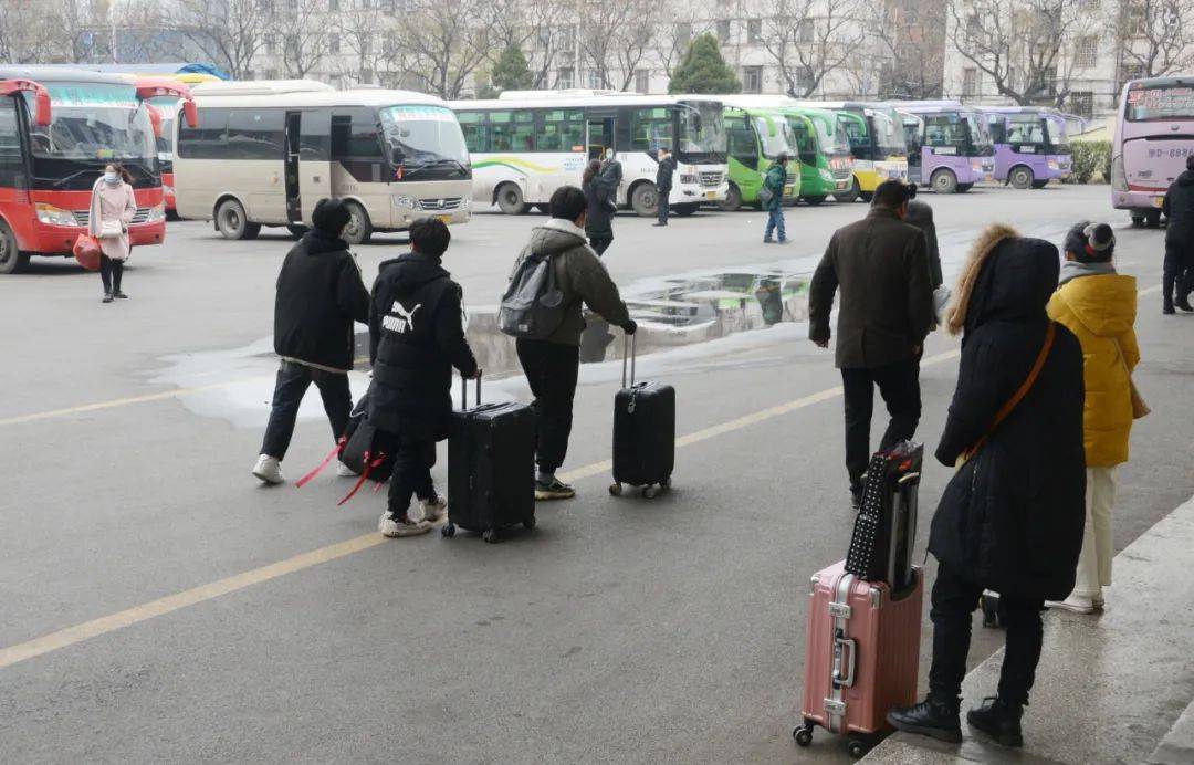 春运火车票开售 12306购票时间提前到天天早5点 | 明晚新城区有新年合唱音乐会【bsports必一网页版】(图4)
春运火车票开售 12306购票时间提前到天天早5点 | 明晚新城区有新年合唱音乐会【bsports必一网页版】(图4)